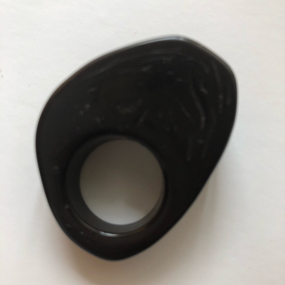 Authentic Hugo Boss Ring Sz 52 CM EUC